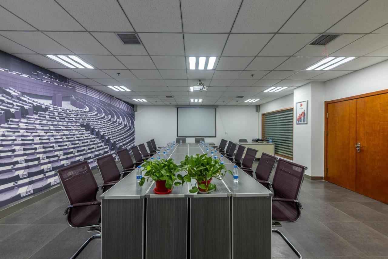 Zhangye Gov Station Exterior foto